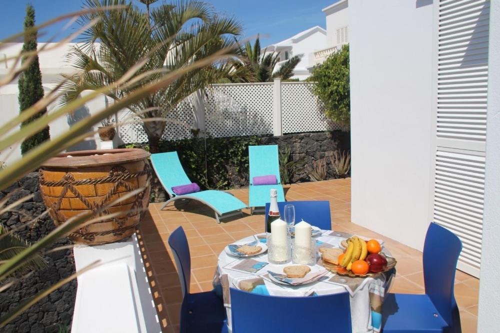 Apartments Gina Y Vista Oceano Puerto del Carmen  Exterior foto